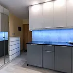 Moko Ii * Varšava